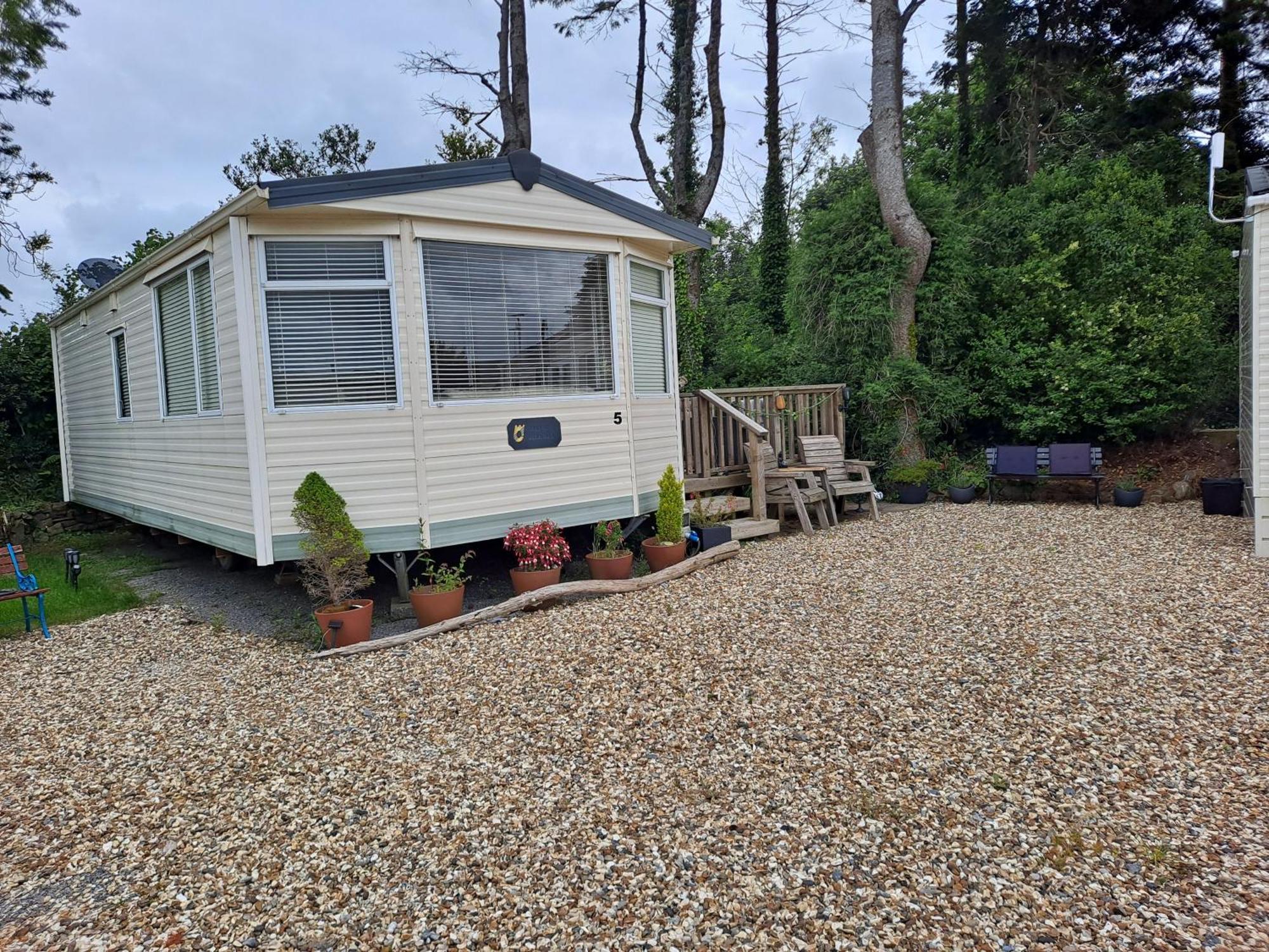 Amroth Bay Holiday Caravan Llanteg Exterior foto