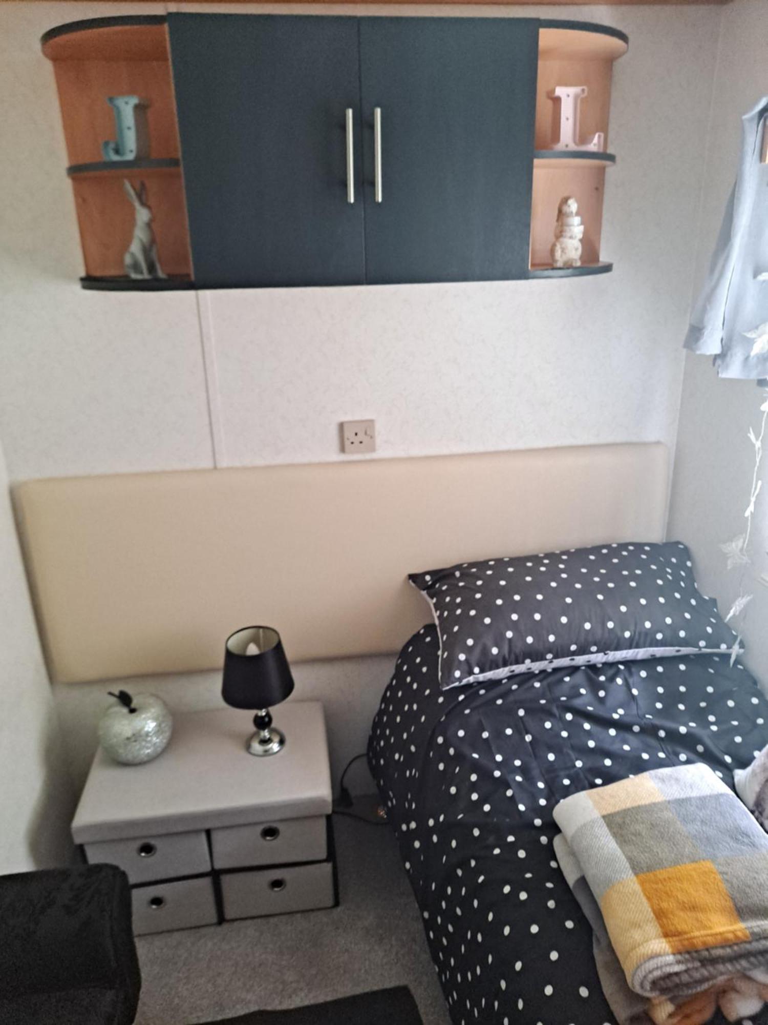 Amroth Bay Holiday Caravan Llanteg Exterior foto